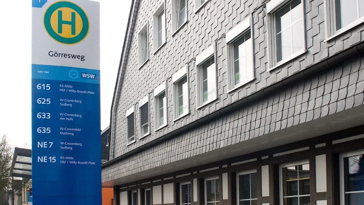 Zahnärzte Dr. Lutz Schmitt & Dr. Burkhard Wirth — Foto aus dem Google-Eintrag der Praxis