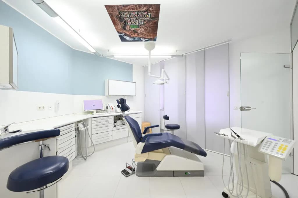 Zahnärzte Dr. Pomowski & Dr. Hohlfeld in Norderstedt — Foto aus dem Google-Eintrag der Praxis