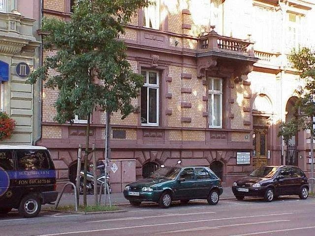Zahnärzte im Max-Beckmann-Haus — Foto aus dem Google-Eintrag der Praxis