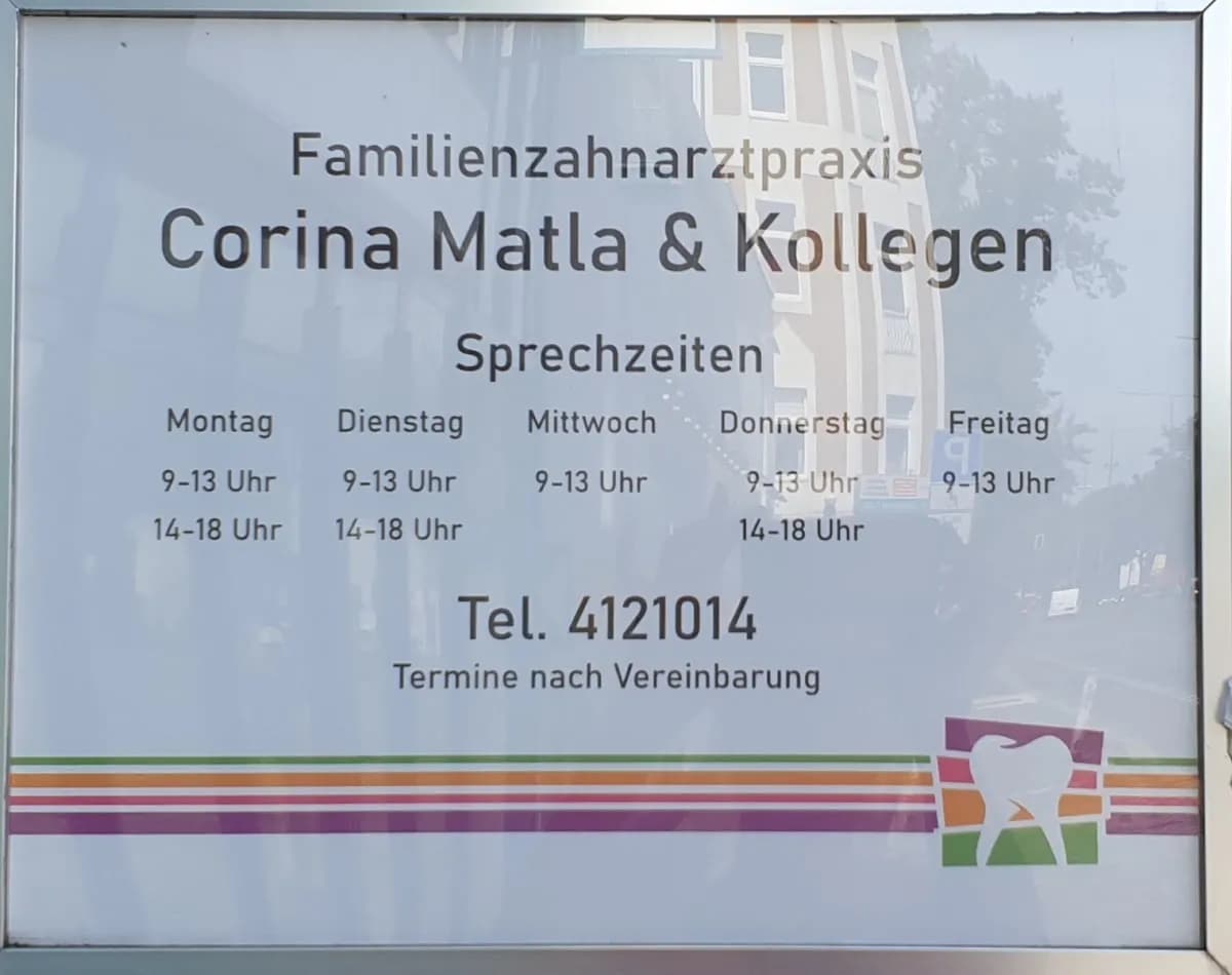 Zahnärztin Corina Matla und Kollegen — Foto aus dem Google-Eintrag der Praxis
