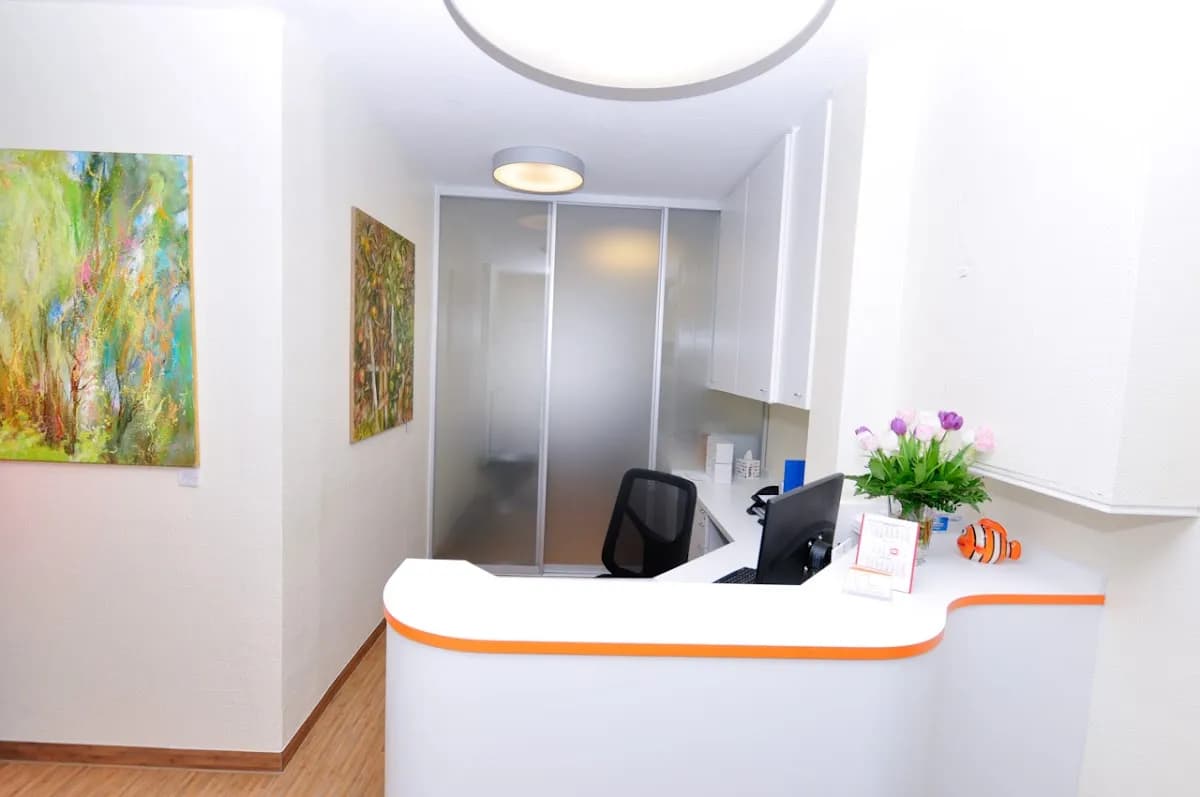 Zahnärztin Hannover Sabine Joachim. — Foto aus dem Google-Eintrag der Praxis