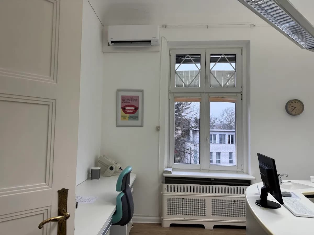 Zahnarztpraxis am Schlachtensee — Foto aus dem Google-Eintrag der Praxis