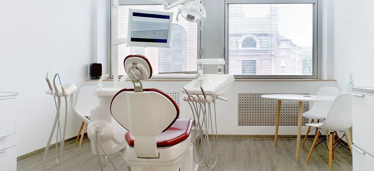 Zahnarztpraxis am Wasserturm — Foto aus dem Google-Eintrag der Praxis