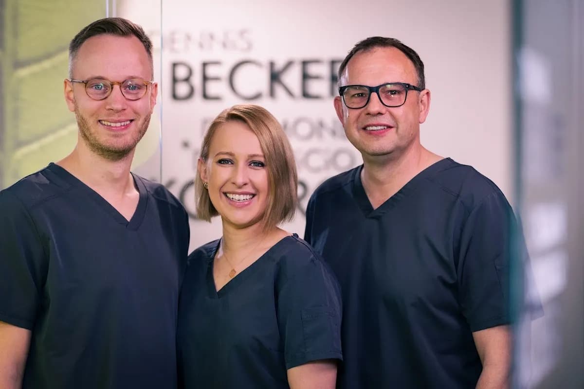 Zahnarztpraxis Dennis Becker, Dr. Simone und Dr. Patricio Koberg — Foto aus dem Google-Eintrag der Praxis