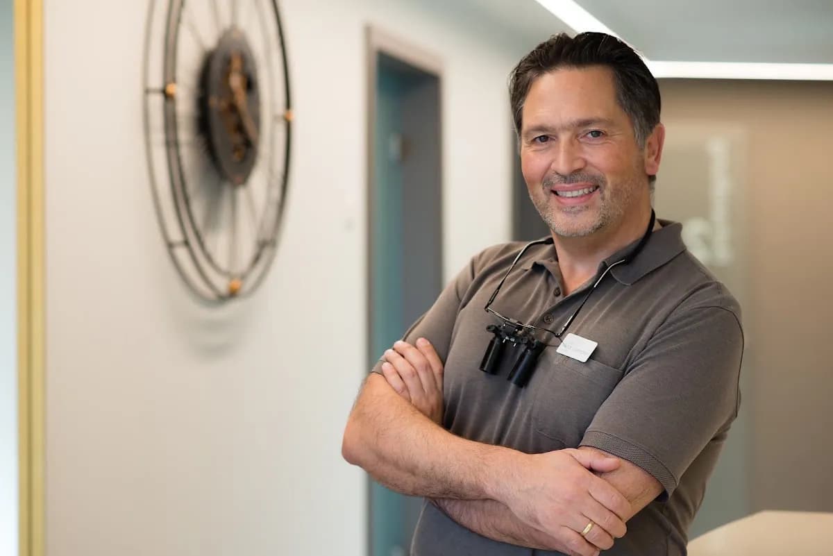 Zahnarztpraxis Dipl.-Stom. Viktor Semakin — Foto aus dem Google-Eintrag der Praxis