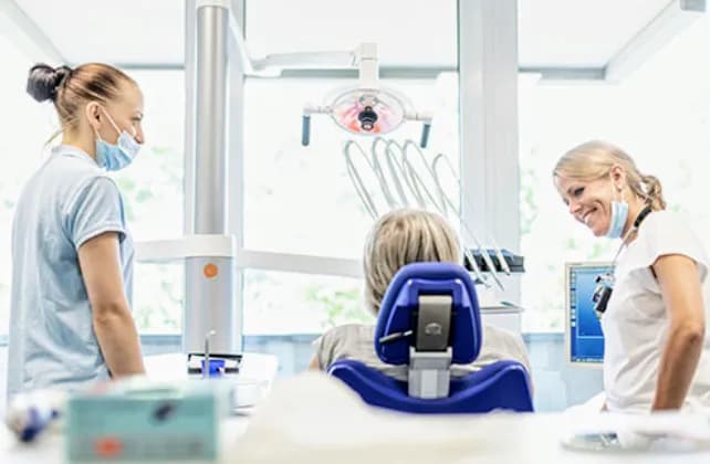 Zahnarztpraxis Dr. Hahn - Zahnarzt Bergisch Gladbach Refrath — Foto aus dem Google-Eintrag der Praxis