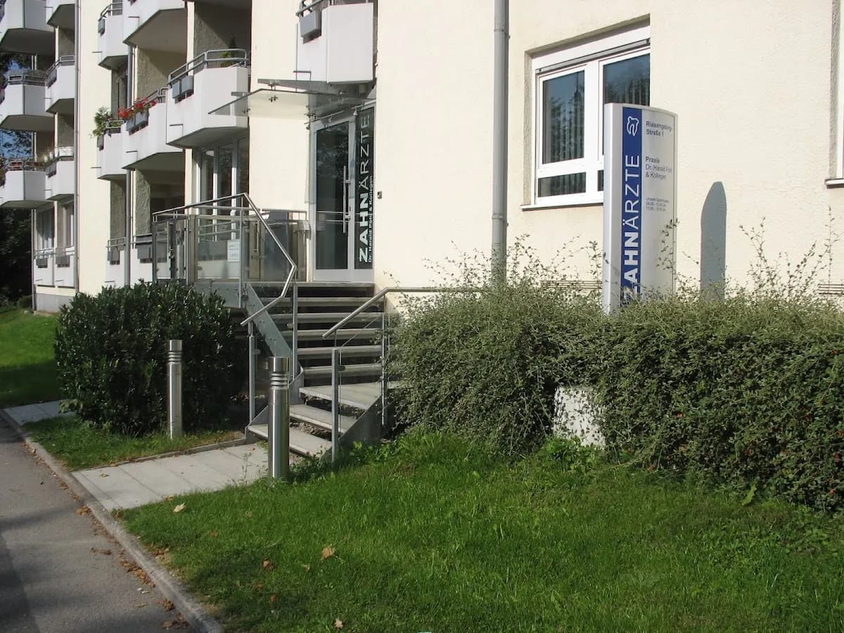 Zahnarztpraxis Dr. Harald Pohl — Foto aus dem Google-Eintrag der Praxis