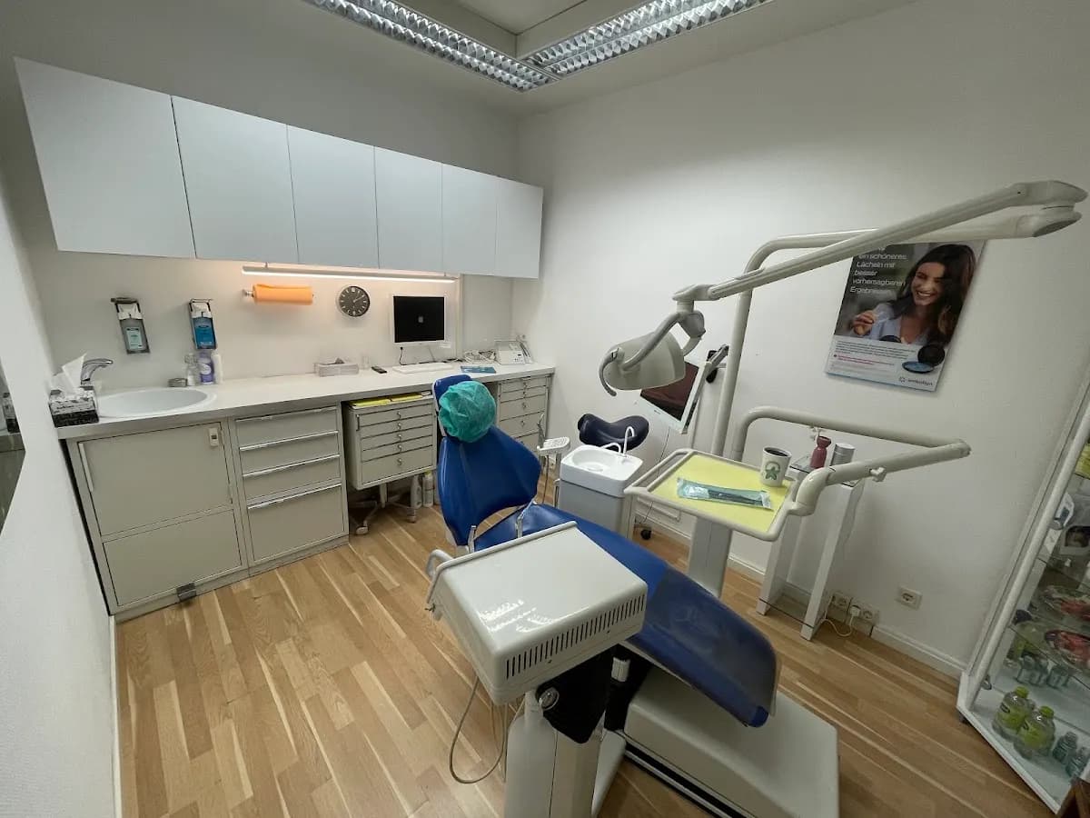 Zahnarztpraxis Dr. Kristina Thrän & H.Henning — Foto aus dem Google-Eintrag der Praxis