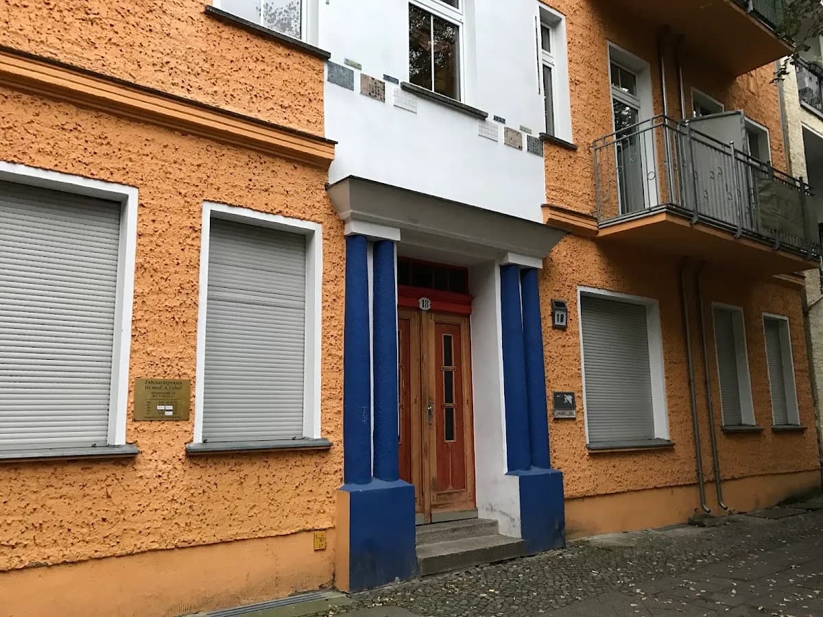 Zahnarztpraxis Dr. med. Andreas Uebel — Foto aus dem Google-Eintrag der Praxis