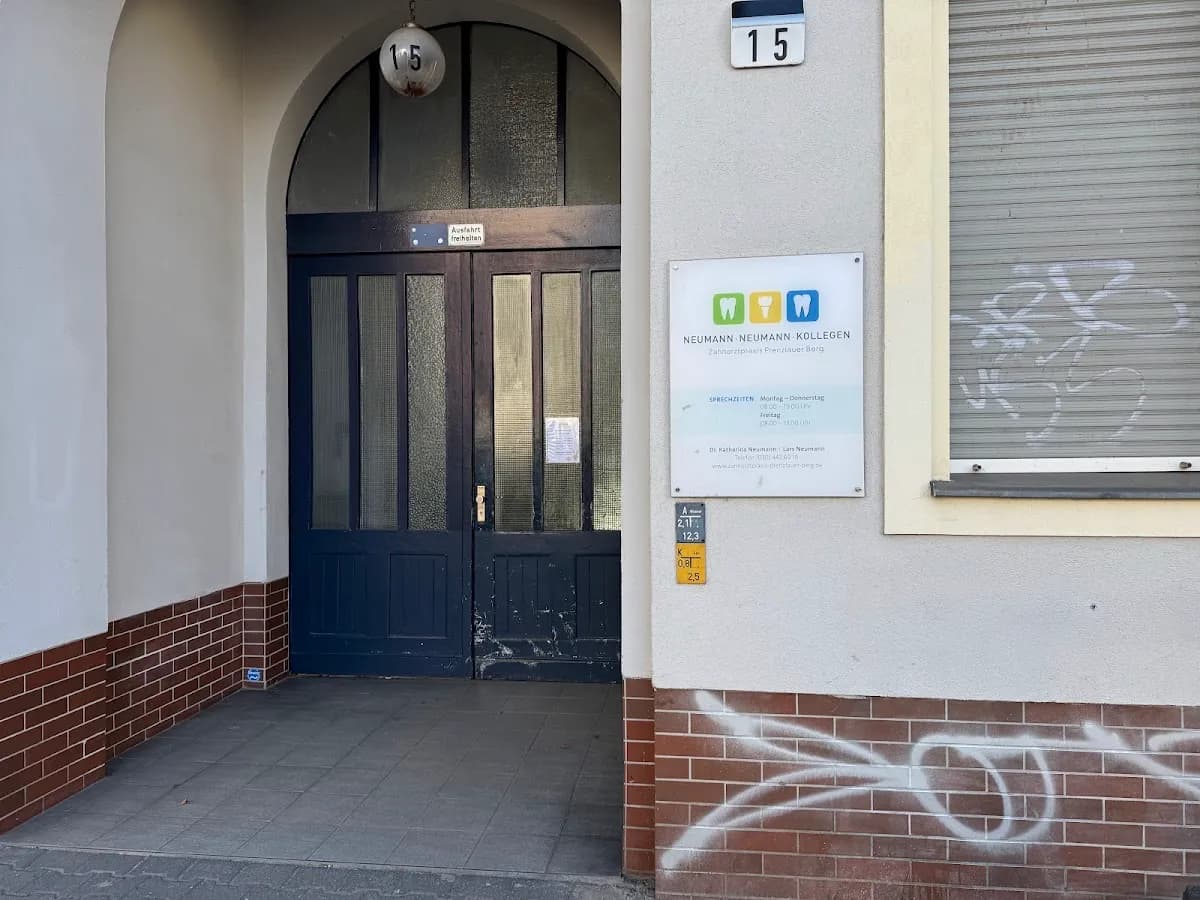 Zahnarztpraxis Dr. Neumann, Neumann & Kollegen — Foto aus dem Google-Eintrag der Praxis