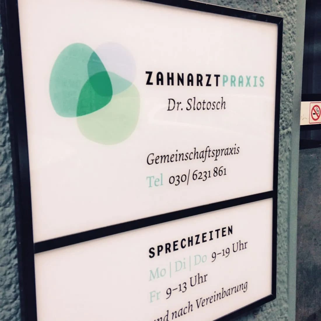 Zahnarztpraxis Dr. Slotosch - Dr. Andreas Slotosch | Maximilian Freihoff | Lisa Slotosch| — Foto aus dem Google-Eintrag der Praxis