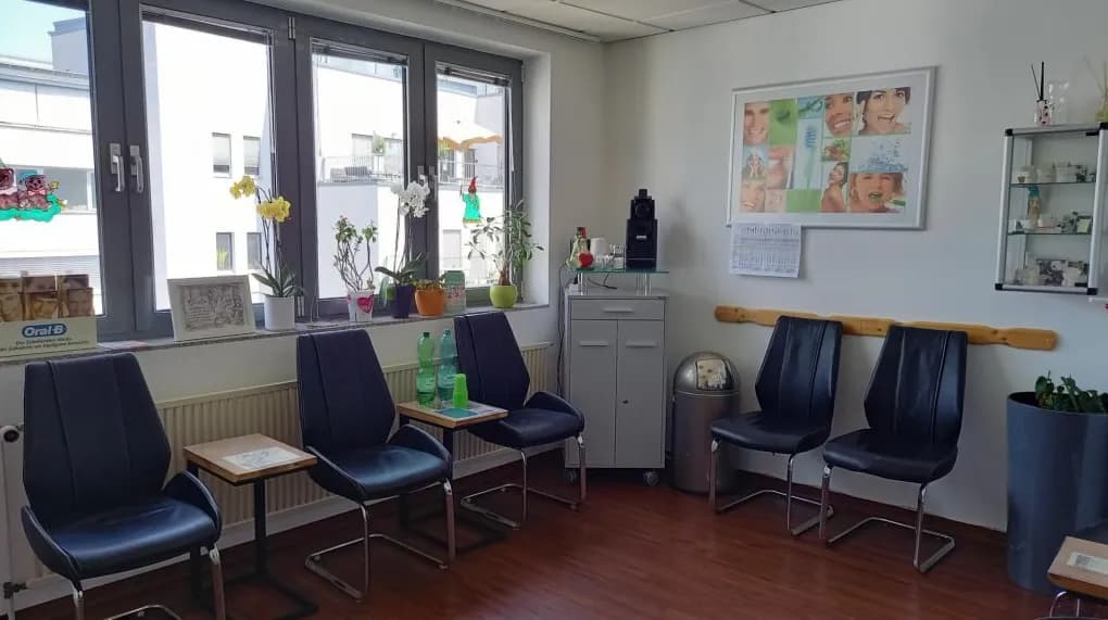 Zahnarztpraxis - Dr. Tekiner — Foto aus dem Google-Eintrag der Praxis