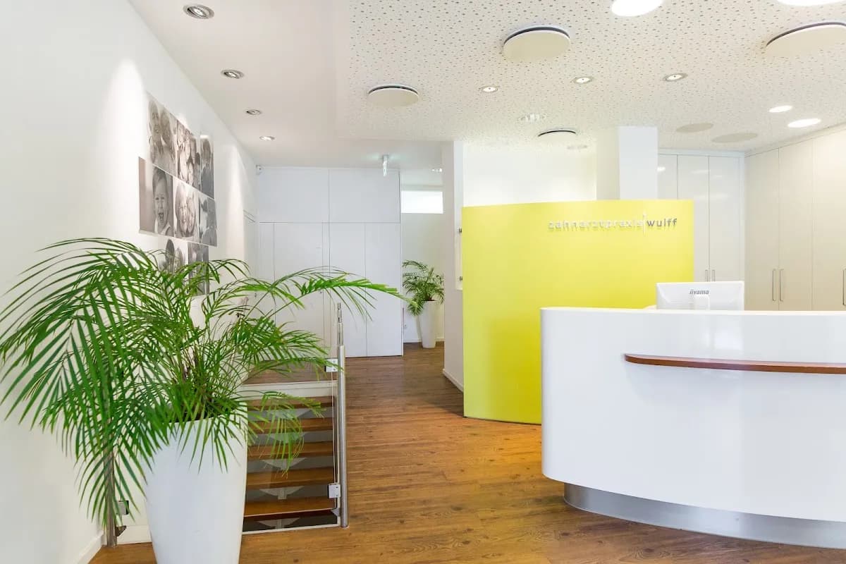 Zahnarztpraxis Dr. Tim Wulff und Simon Wulff — Foto aus dem Google-Eintrag der Praxis