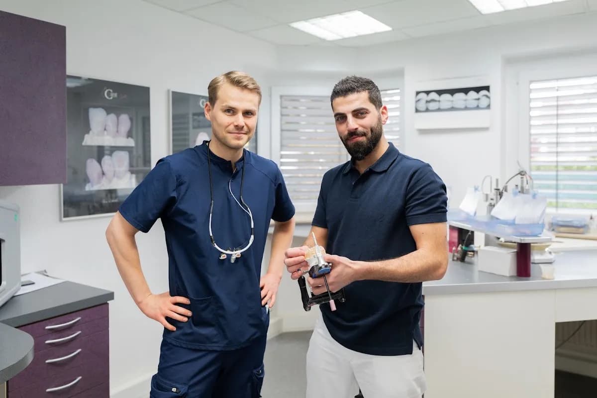Zahnarztpraxis Fahrnbauer - Dr. med. dent. Fahrnbauer - Rintheim — Foto aus dem Google-Eintrag der Praxis
