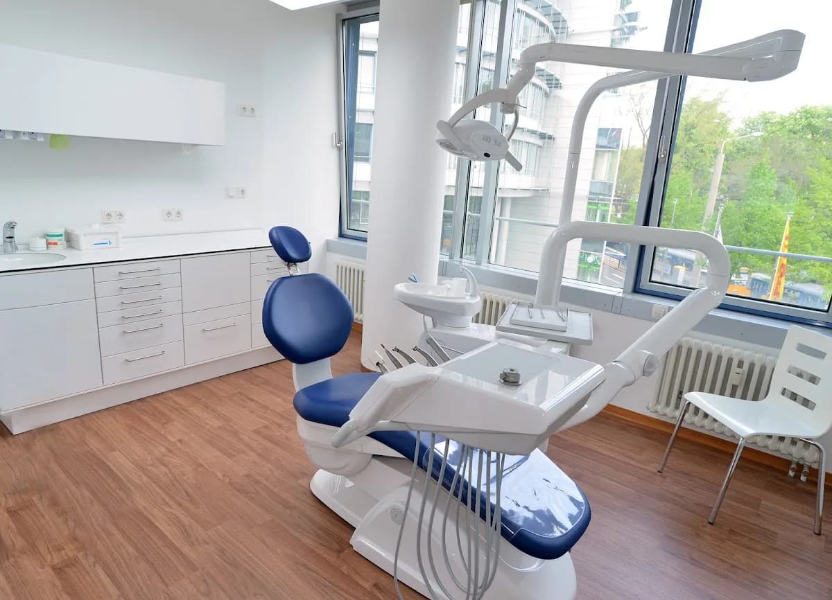 Zahnarztpraxis Hause — Foto aus dem Google-Eintrag der Praxis