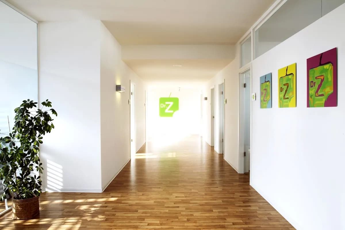 Zahnarztpraxis Krefeld - Dr. Z Zahnmedizinisches Versorgungszentrum Krefeld — Foto aus dem Google-Eintrag der Praxis