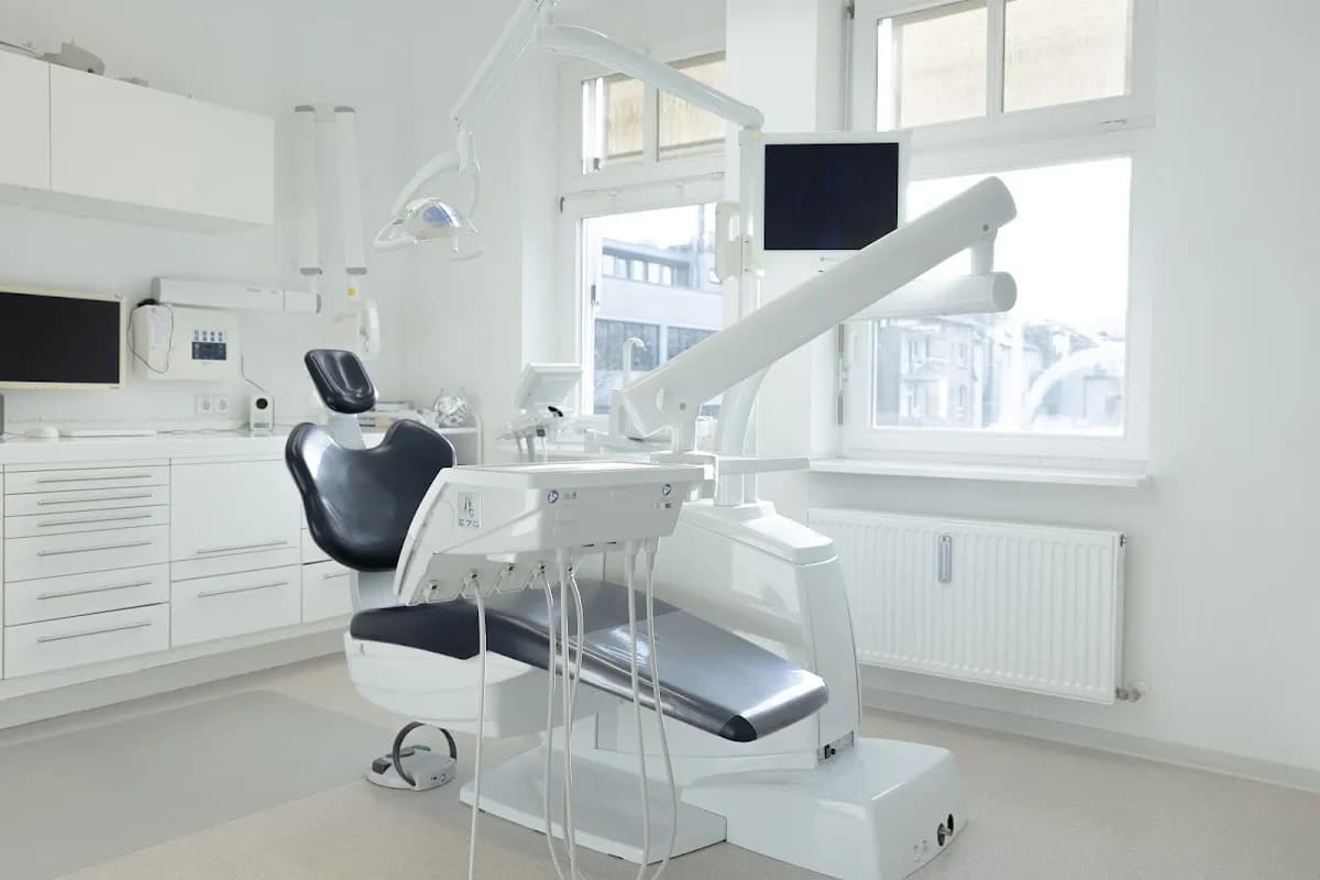 Zahnarztpraxis Maksimilian Gapontsev 32pro — Foto aus dem Google-Eintrag der Praxis