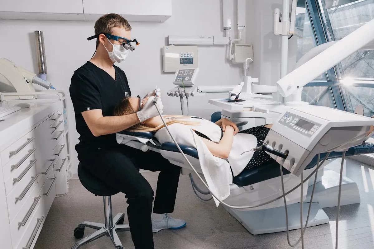 Zahnarztpraxis Maksimilian Gapontsev 32pro — Foto aus dem Google-Eintrag der Praxis