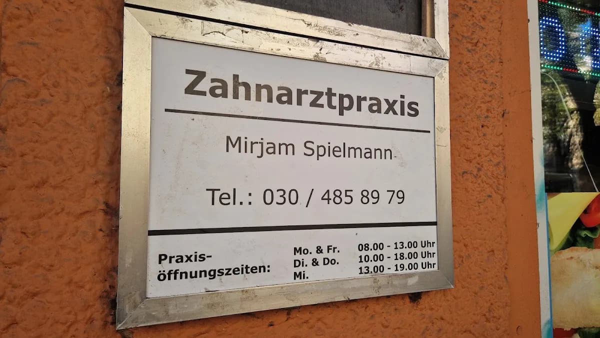 Zahnarztpraxis Mirjam Spielmann — Foto aus dem Google-Eintrag der Praxis