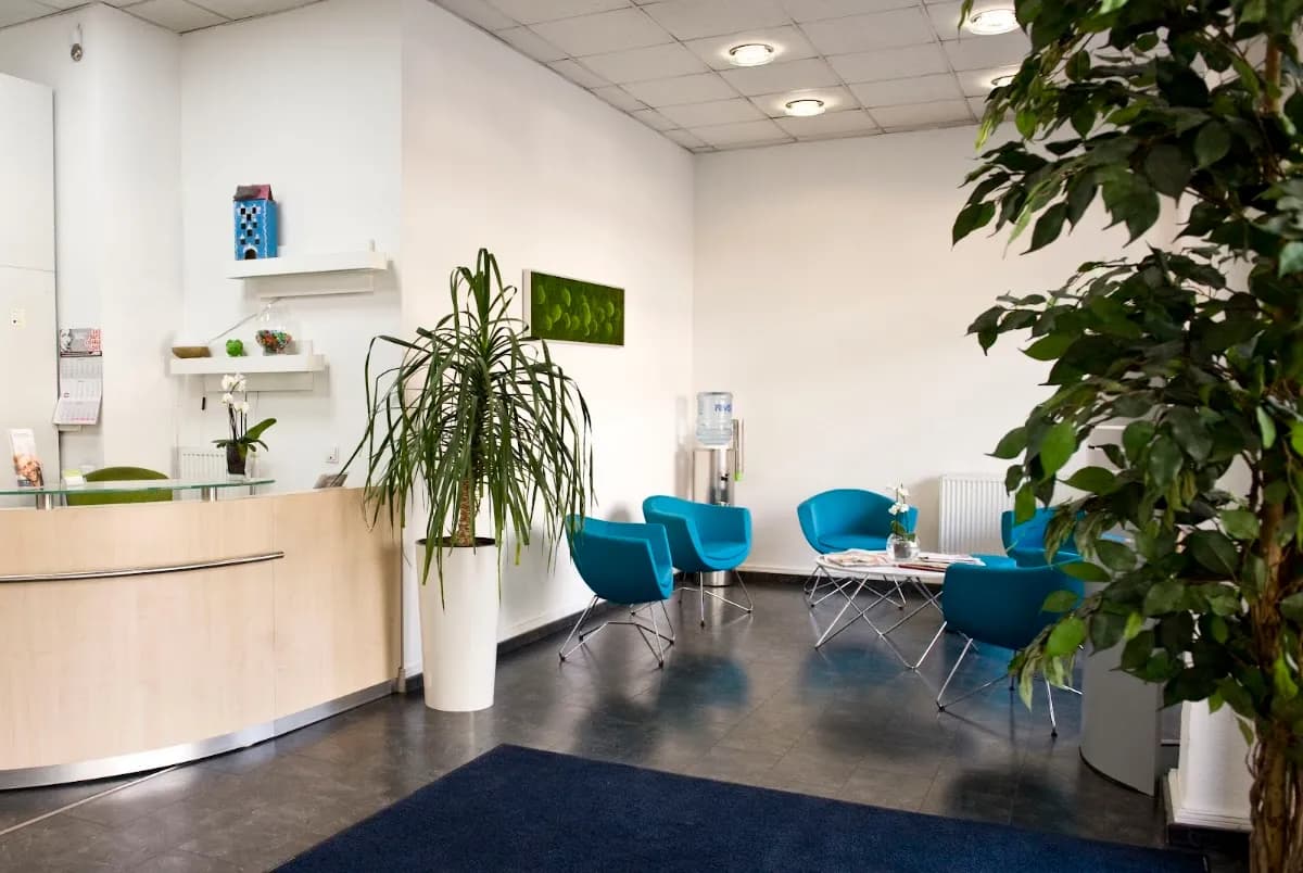 Zahnarztpraxis Moutsidis - Zahnarzt Berlin Schöneberg — Foto aus dem Google-Eintrag der Praxis