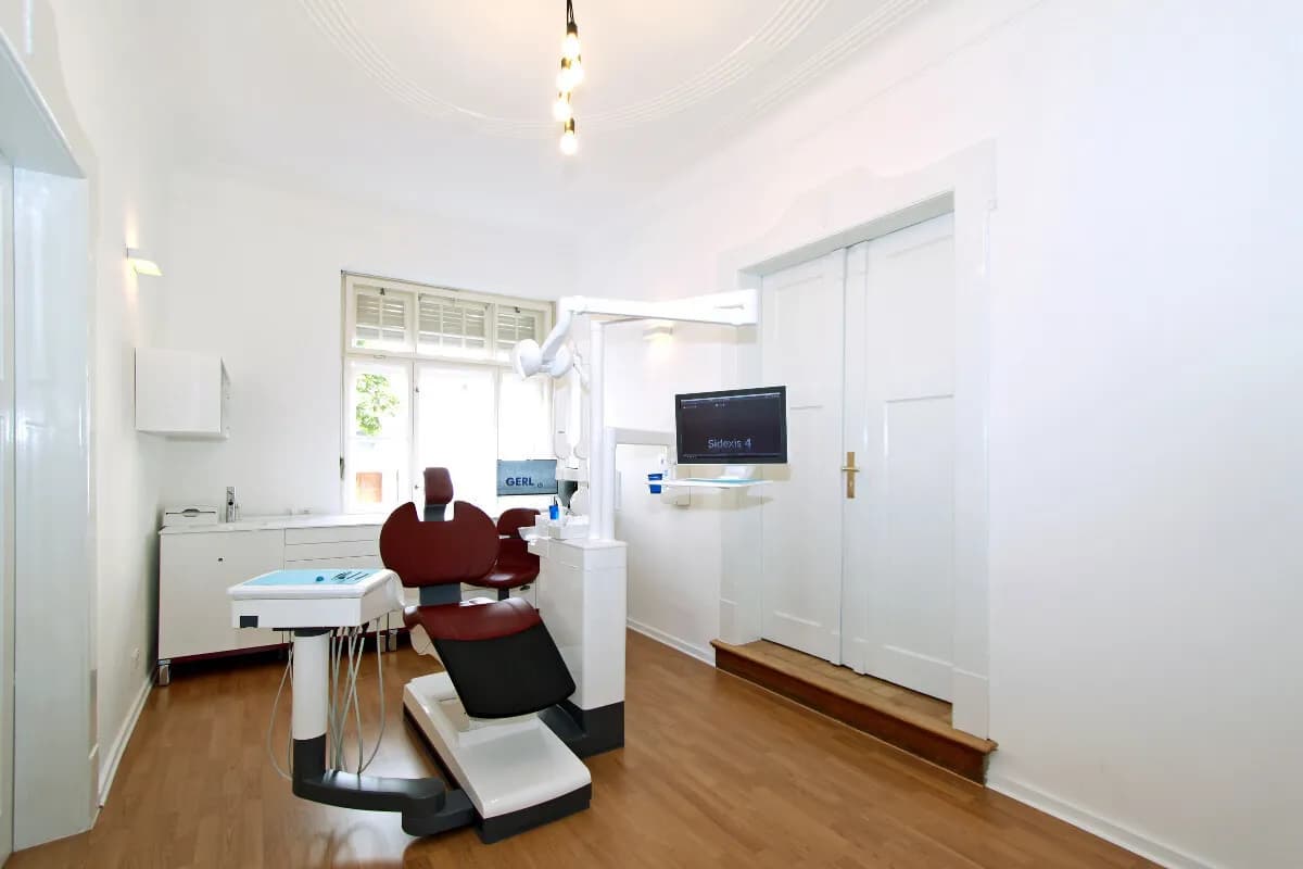 Zahnarztpraxis Oana Prodan | Zahnarzt Schwabing — Foto aus dem Google-Eintrag der Praxis