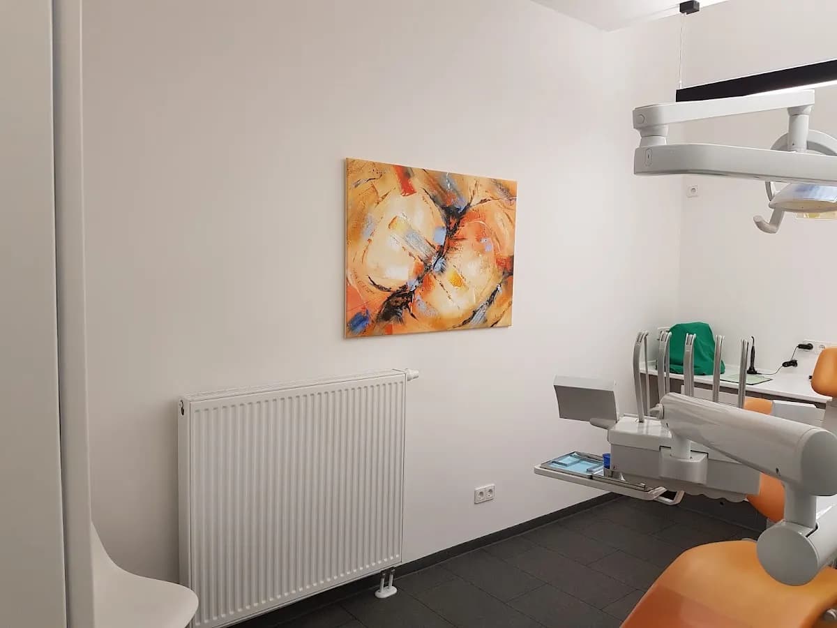 Zahnarztpraxis zahn+gesundheit Stefan Kerstinger — Foto aus dem Google-Eintrag der Praxis