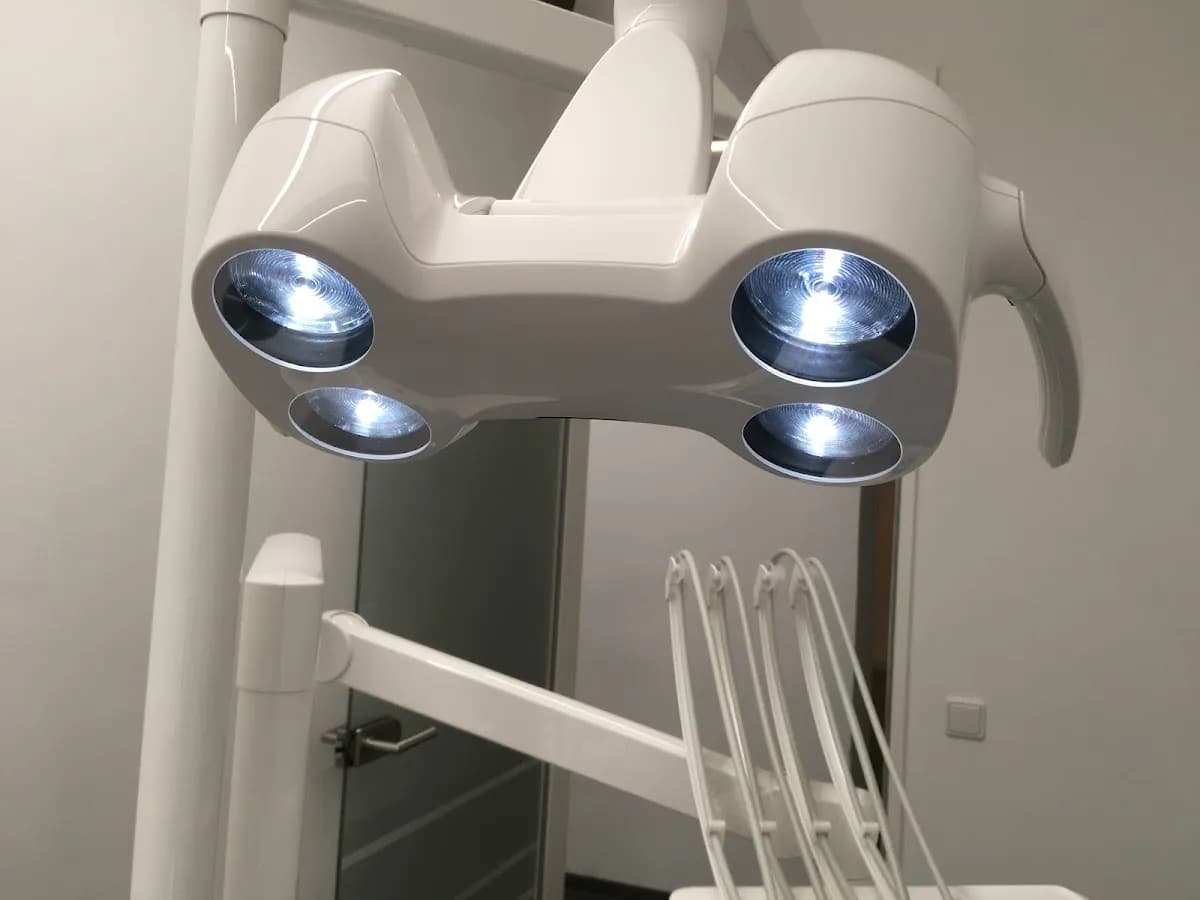 Zahnarztpraxis zahn+gesundheit Stefan Kerstinger — Foto aus dem Google-Eintrag der Praxis