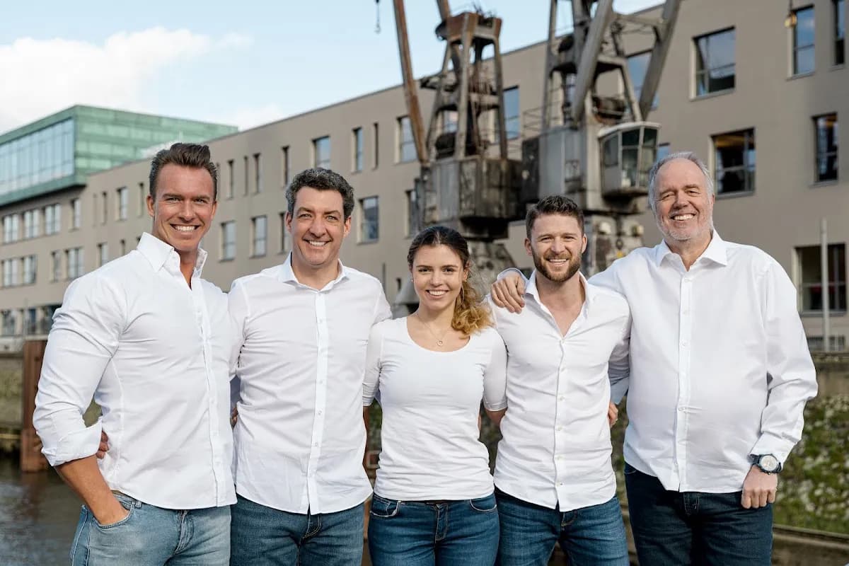 ZÄHNE - Ihre Zahnärzte in Neuss — Foto aus dem Google-Eintrag der Praxis