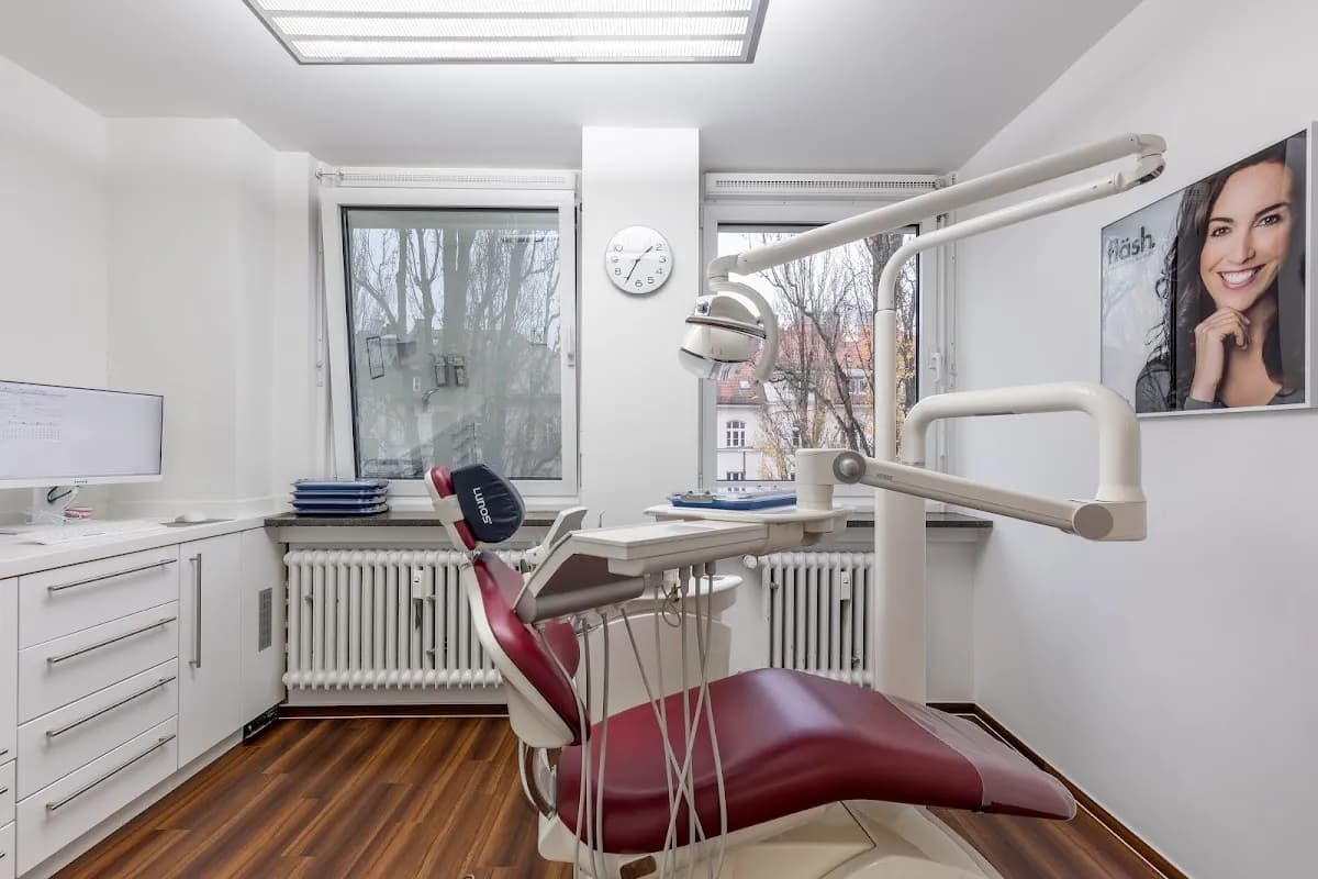 Zahnkonzept München — Foto aus dem Google-Eintrag der Praxis