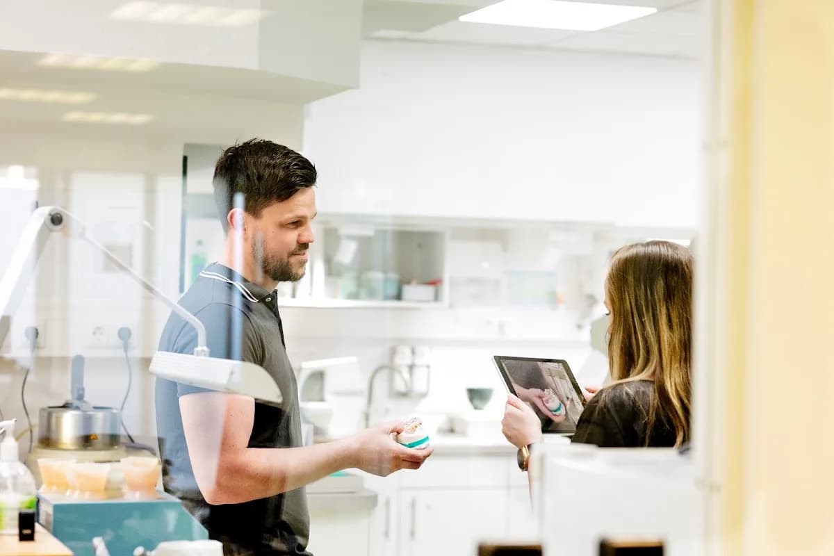 Zahnkultur das Zahngesundheitszentrum in Marzahn — Foto aus dem Google-Eintrag der Praxis