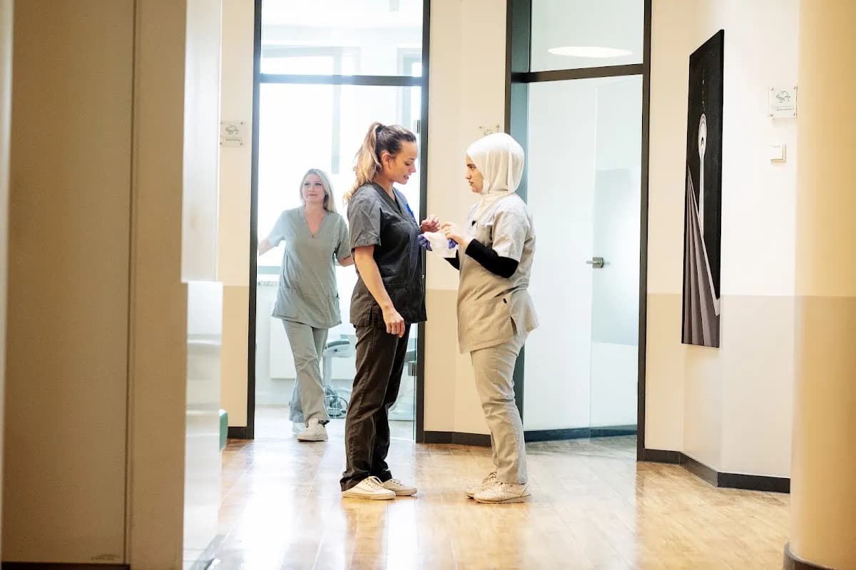 Zahnkultur das Zahngesundheitszentrum in Marzahn — Foto aus dem Google-Eintrag der Praxis