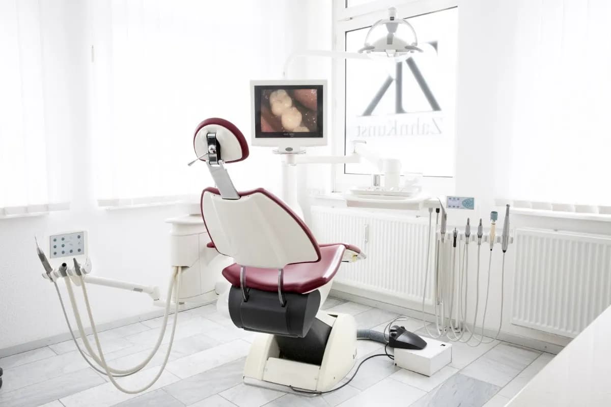 ZahnKunst Bergedorf - Zahnarzt + Meisterlabor — Foto aus dem Google-Eintrag der Praxis