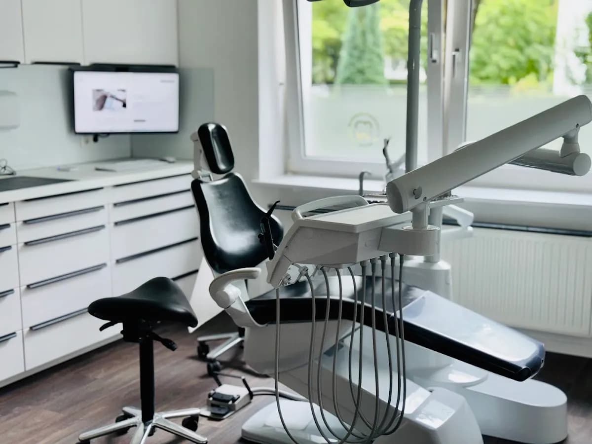 Zahnmedizin Harvestehude - Dr med. Dent Khatera Baha — Foto aus dem Google-Eintrag der Praxis