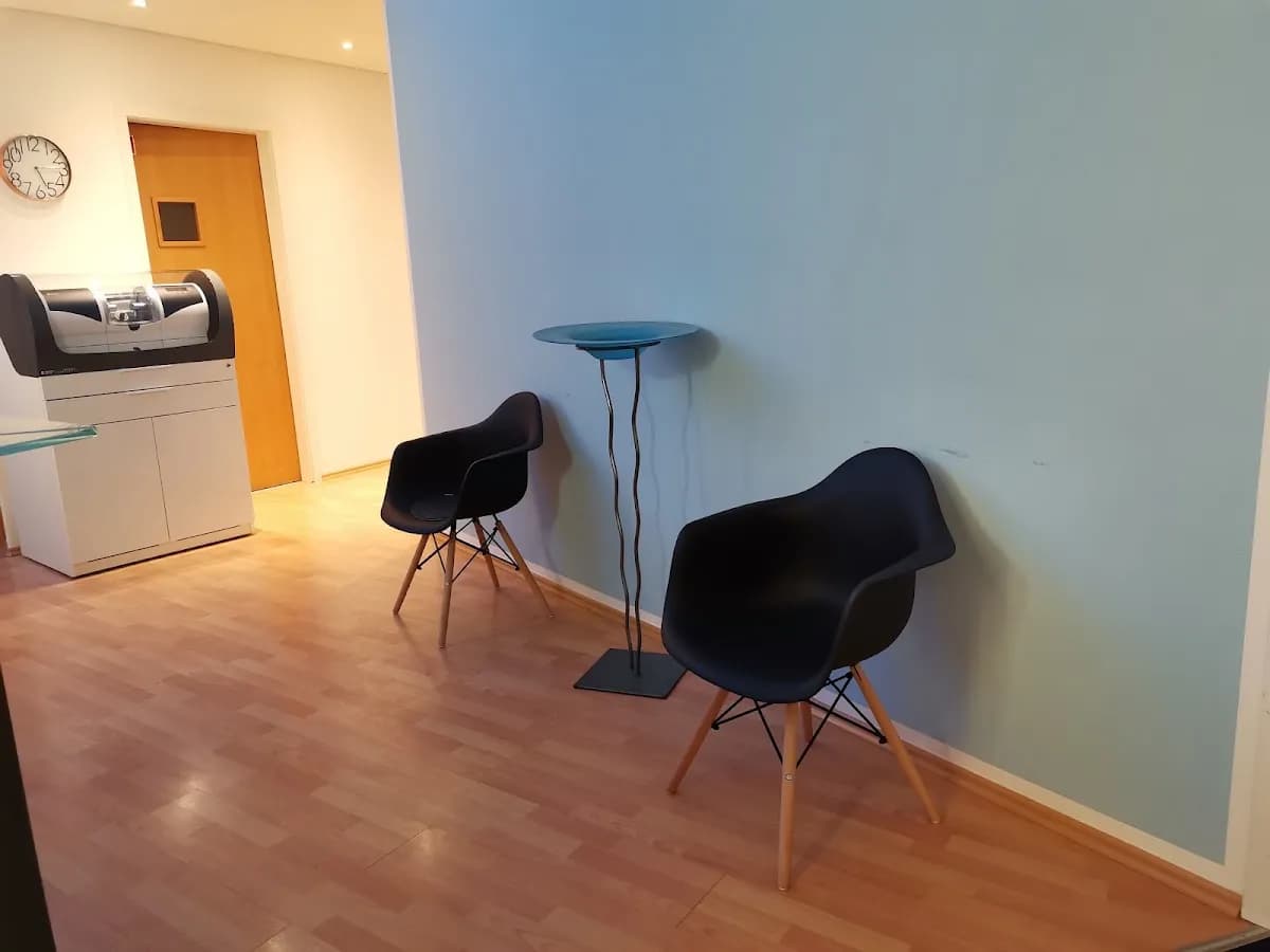 Zahnmedizin im Königsbau - Praxisgemeintschaft Dr. Marin & Dr. Lazzarini GbR — Foto aus dem Google-Eintrag der Praxis