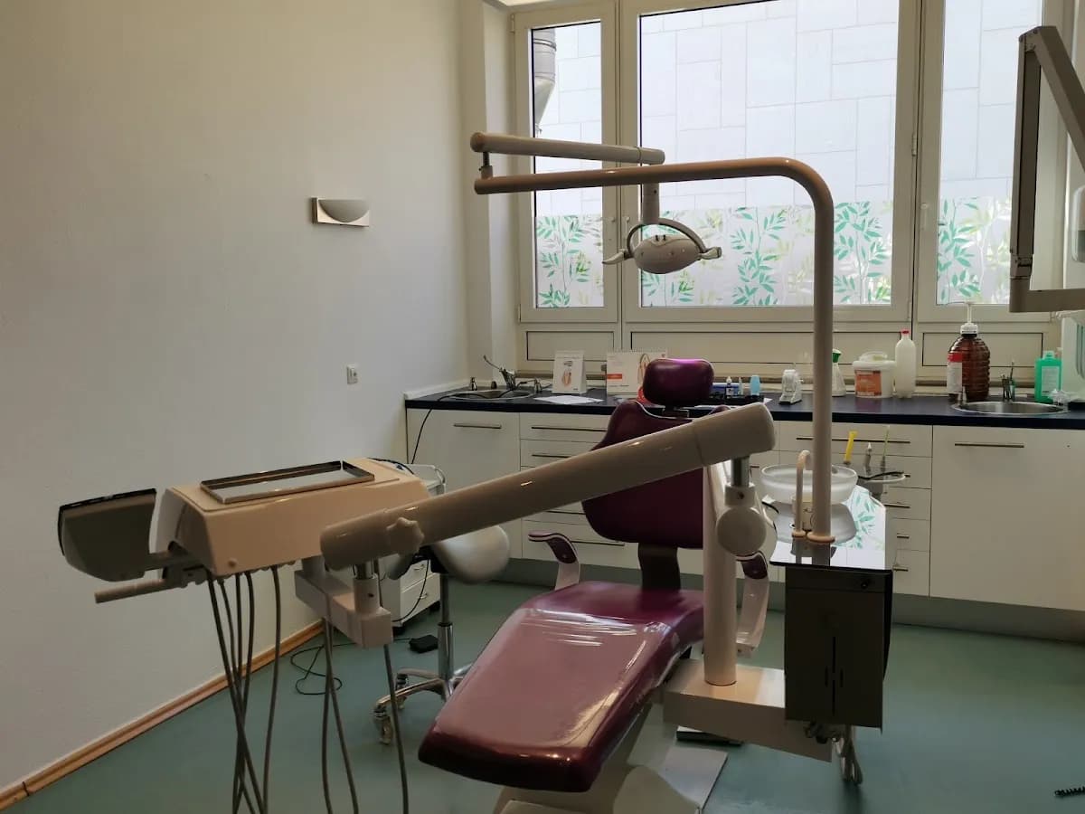 Zahnmedizin im Königsbau - Praxisgemeintschaft Dr. Marin & Dr. Lazzarini GbR — Foto aus dem Google-Eintrag der Praxis