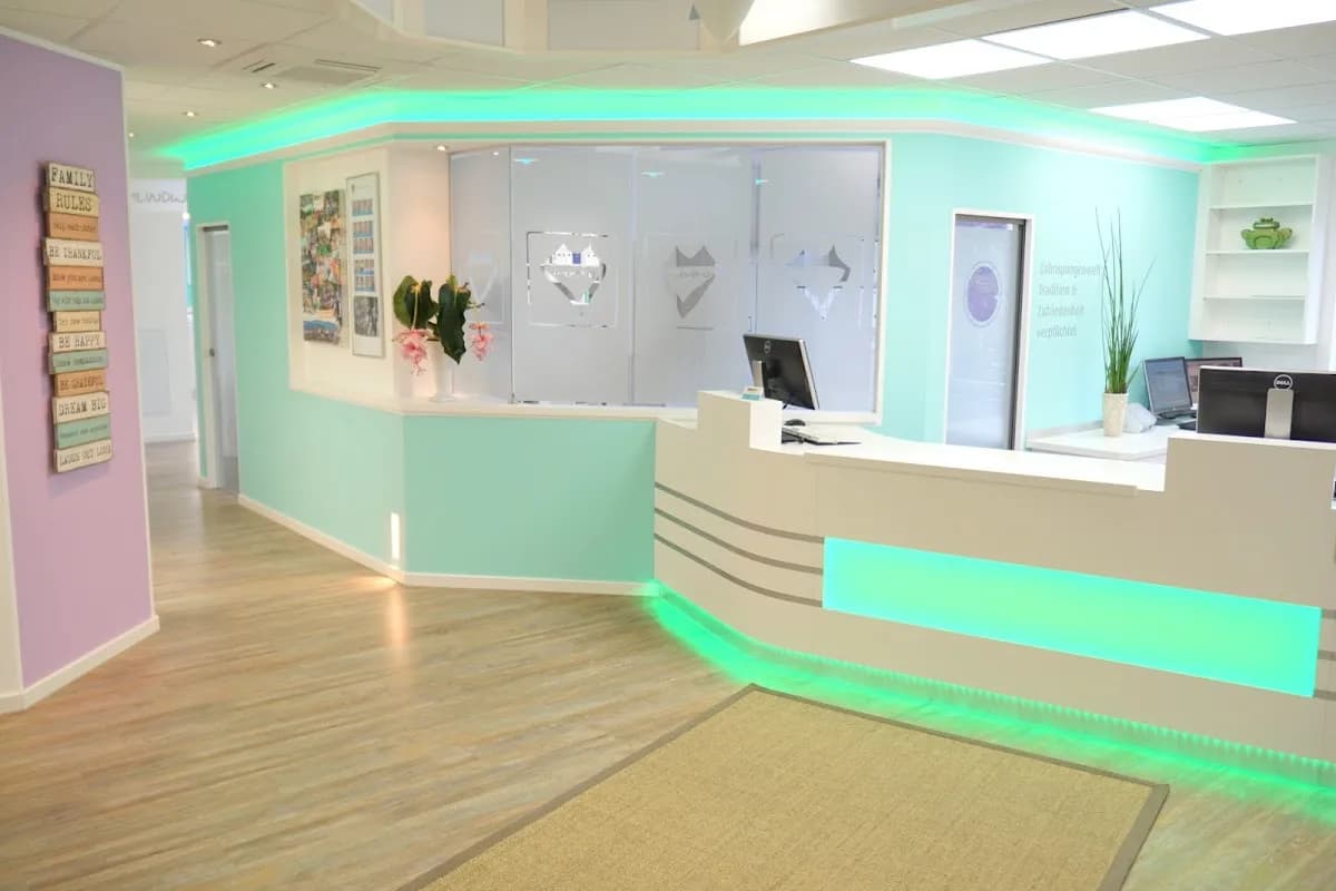 ZAHNSPANGENWELT Kleefeld - Kieferorthopäde in Hannover — Foto aus dem Google-Eintrag der Praxis