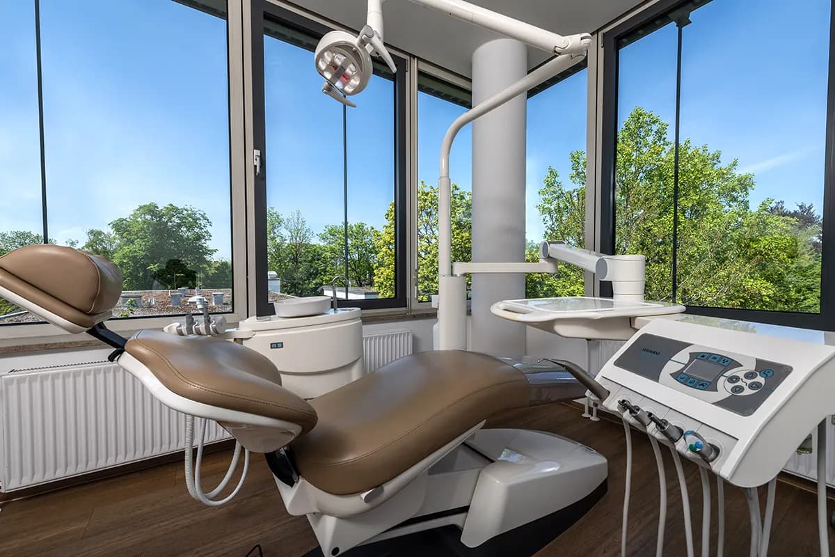 Zahnspezialisten München – Dr. Kirchner — Foto aus dem Google-Eintrag der Praxis