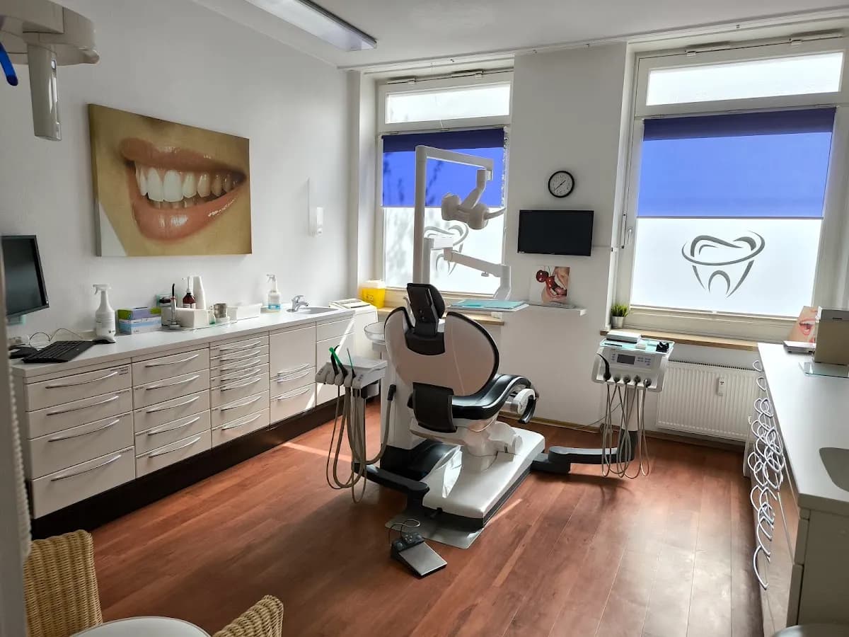Zahnstation Bergedorf - Plettenbergstr. Dr. Freytag — Foto aus dem Google-Eintrag der Praxis