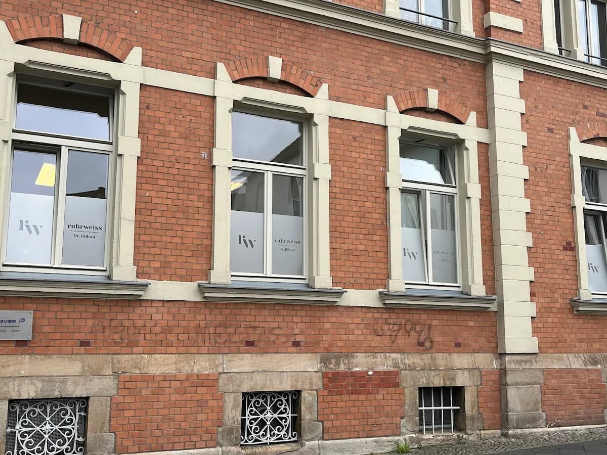 Zahnzentrum Ruhrweiss - Zahnarztpraxis Priv.-Doz. Dr. H. Bilhan - Zahnarzt in Bochum — Foto aus dem Google-Eintrag der Praxis