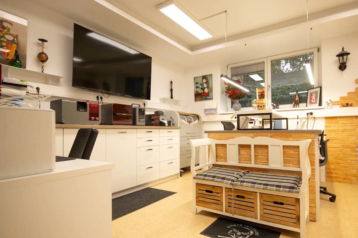 Zentrum für Alterszahnmedizin - MVZ GmbH — Foto aus dem Google-Eintrag der Praxis