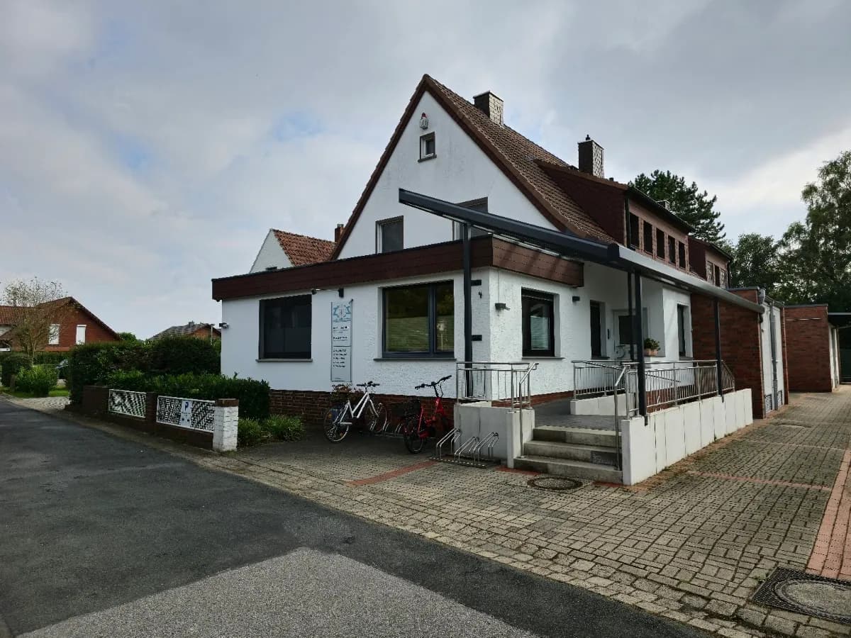 ZHZ- Zahn Heilkunde Zentrum Minden, Dr. (IR) Farshid Mosaffari & Dr. Volker Stückmann — Foto aus dem Google-Eintrag der Praxis