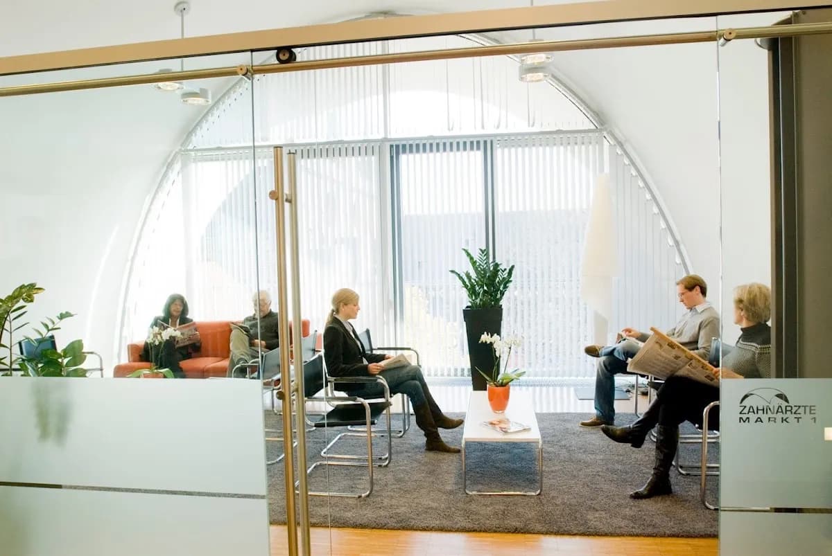 ZM1 - Zahnarzt Praxis Dr. Jens Rathje und Dr. Isabelle Rathje — Foto aus dem Google-Eintrag der Praxis