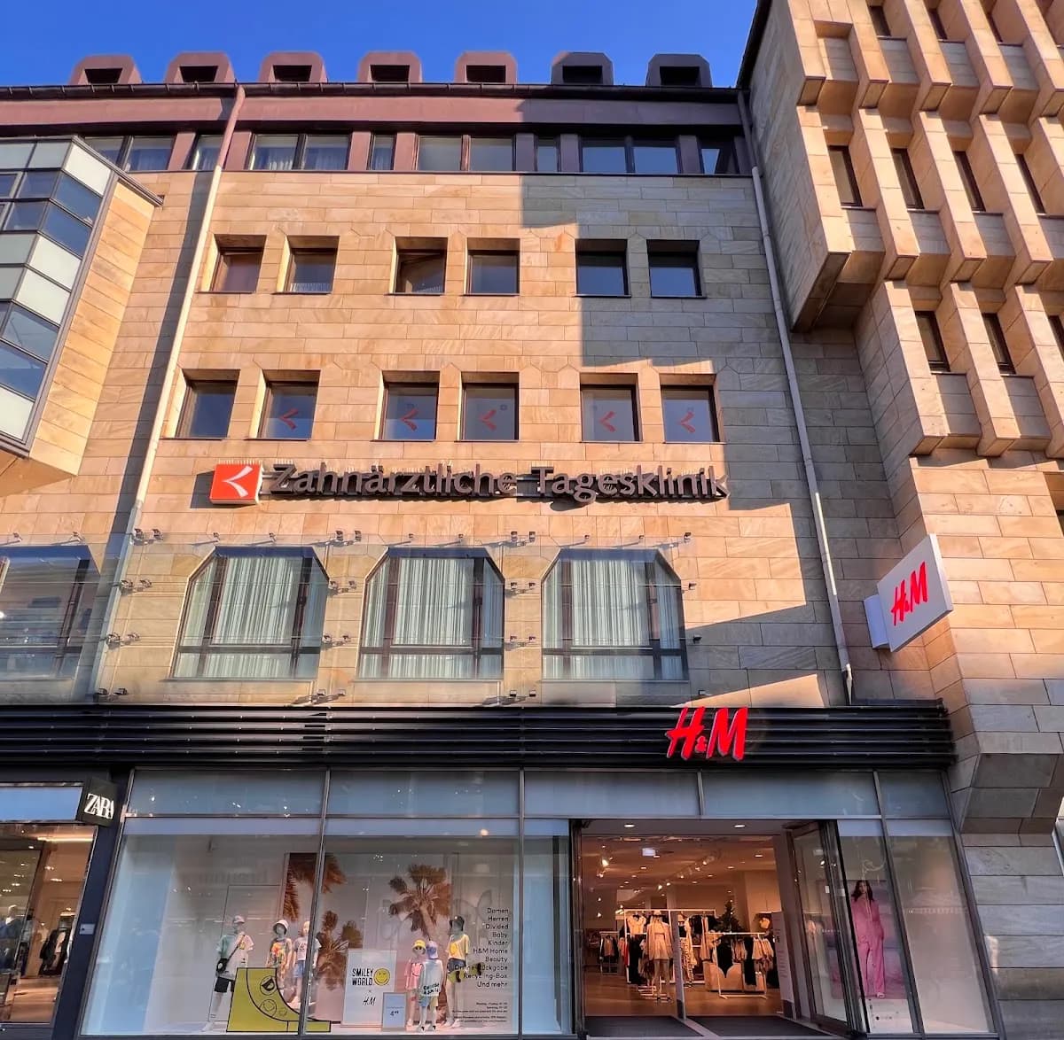 ZTK Zahngesundheit Nürnberg - Zahnarztpraxis, Oralchirurgie & Kieferorthopädie — Foto aus dem Google-Eintrag der Praxis